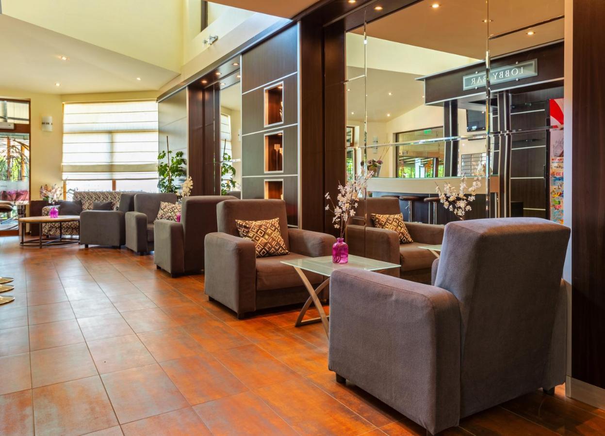 Hotel Julia Sveti Vlas Buitenkant foto
