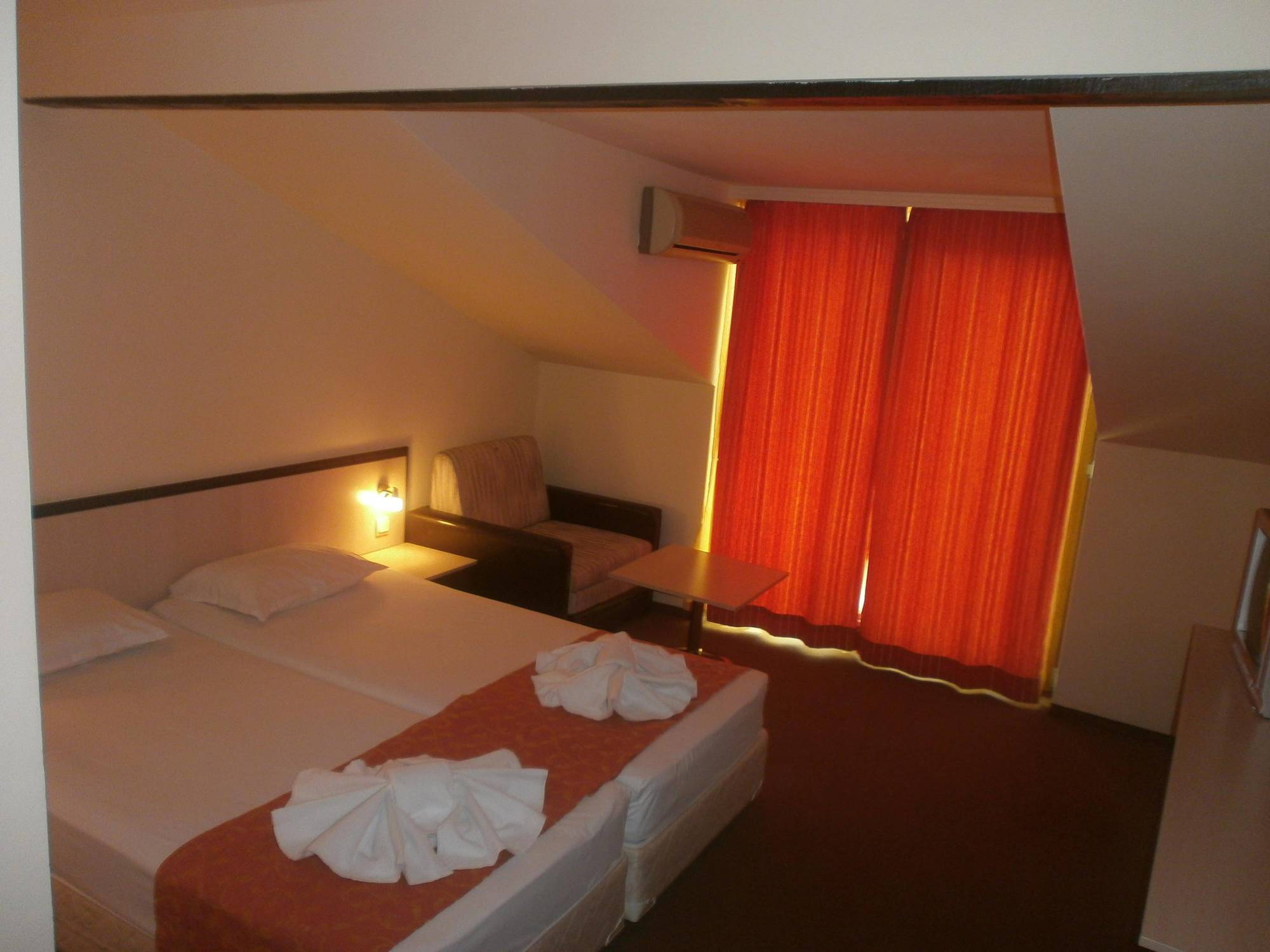 Hotel Julia Sveti Vlas Buitenkant foto
